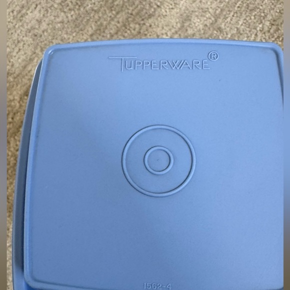 Tupperware Pickle Container - Picture 3 of 3